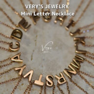 Mini Letter Necklace 316L【チェーン付き・調整可】【Very's Jewelry】