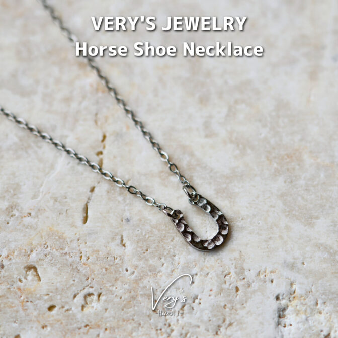 Horse Shoe Necklace