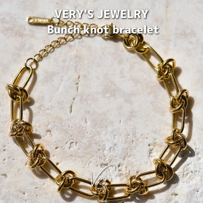 Bunch knot bracelet