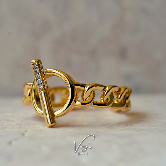 Mantel Ring