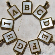 Shell initial Necklace【チェーン付き・40-65cm】【Very's Jewelry】