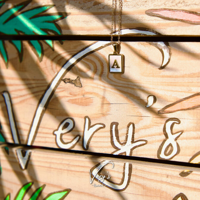 Shell initial Necklace