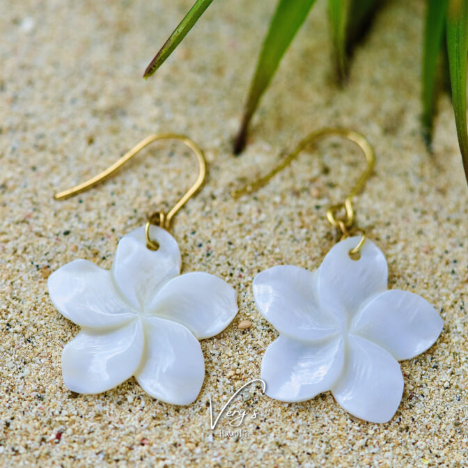 Plumeria Shell Pierce 25mm