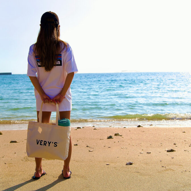 23/SS Very's Waves Sun Tote Bag