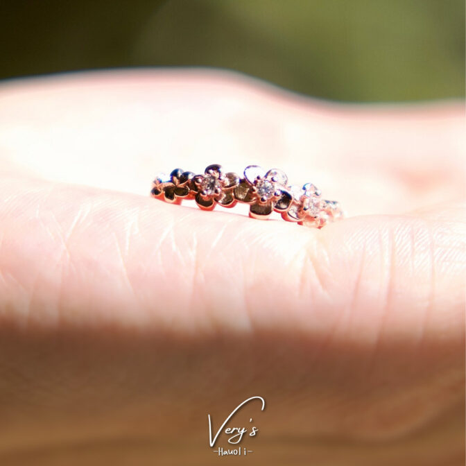 Zirconia Plumeria Ring
