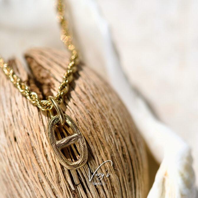 ​​​​Marine Top