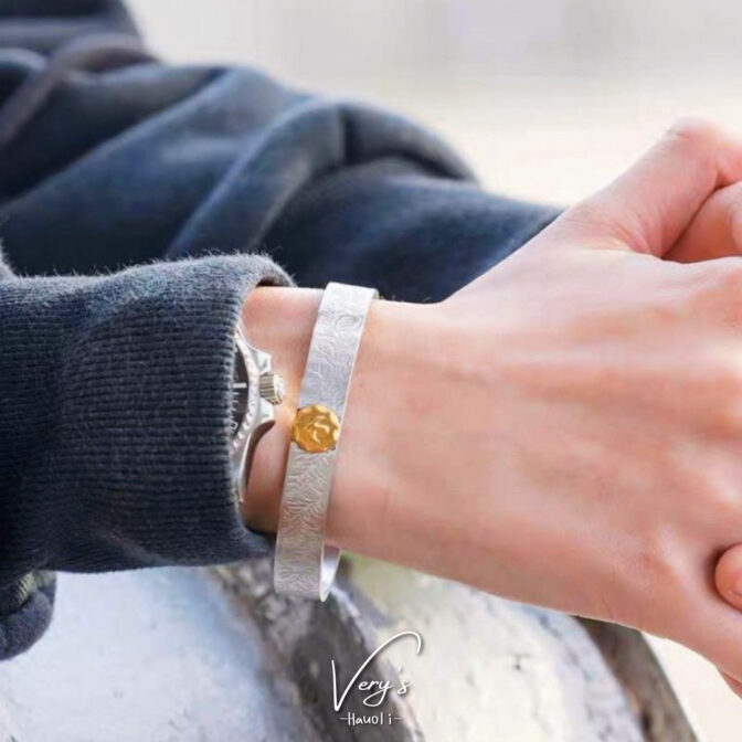 Eagle Bangle Arabesque design